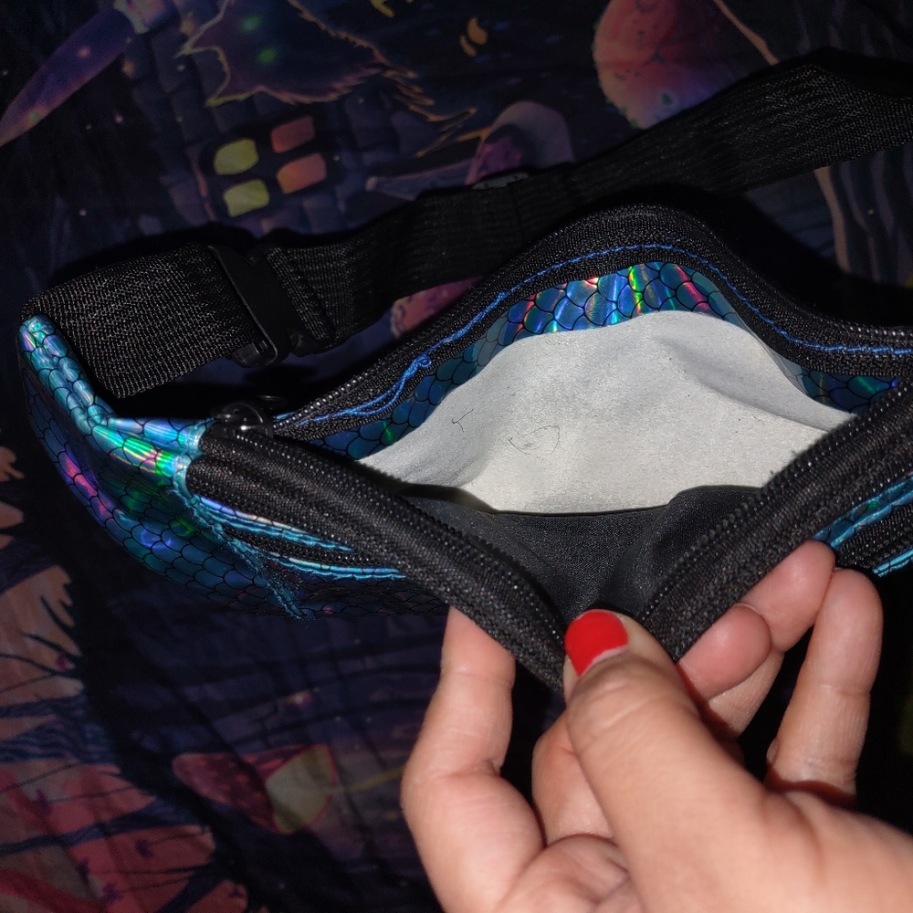 Mermaid Holo Rave Bum Bag - Picture 7 of 7